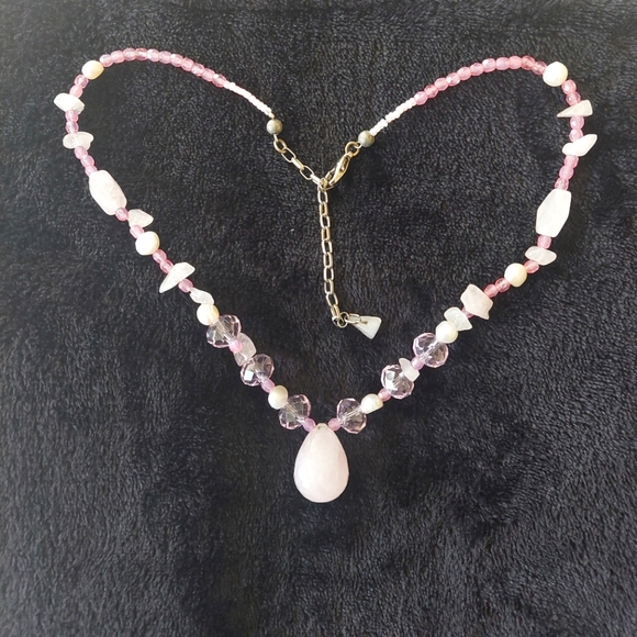 None Jewelry - Rose quartz and pearl necklace